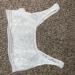 white hollister bralette